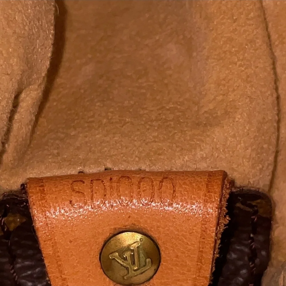 Y2K USA Made Vintage Louis Vuitton GM Looping Monogram Canvas Shoulder Handbag